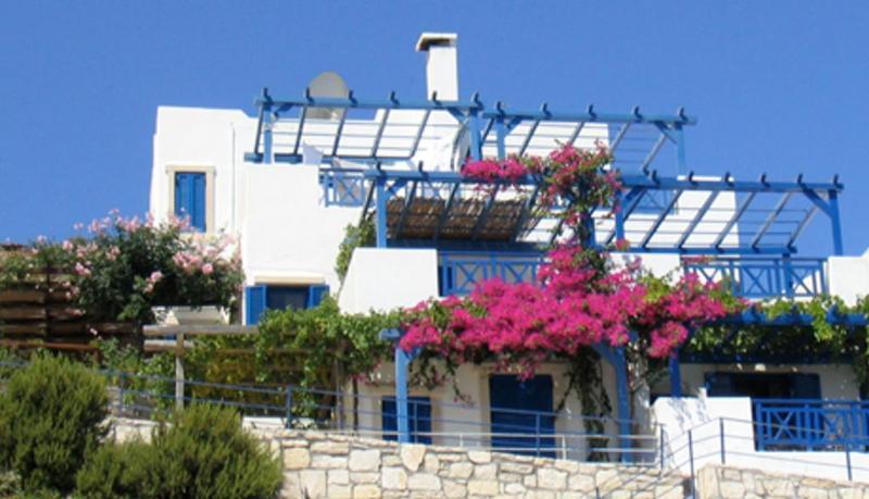 Hôtel Fotoula Apts à Agia Pelagia  Extérieur photo